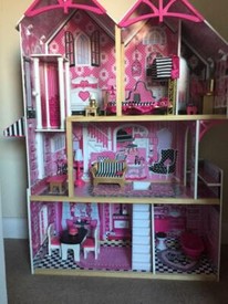 kiddie craft dolls house